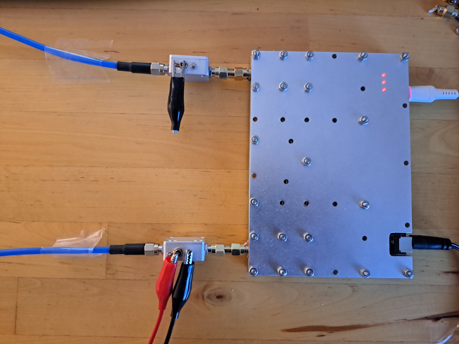 クラシック Designing vector GHz 15 - MHz 10 high-performance low-cost a Print